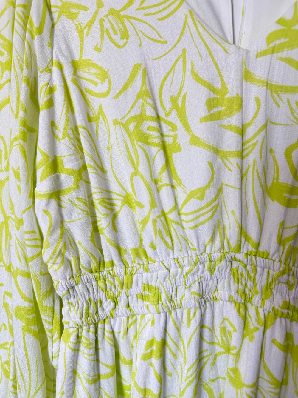 Torrid Size 1 White Lime Floral Smocked Waist Long Sleeve Fit & Flare Dress - Picture 5 of 11